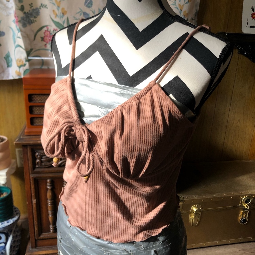 Ribbed Tank Top - Picture 5 of 6